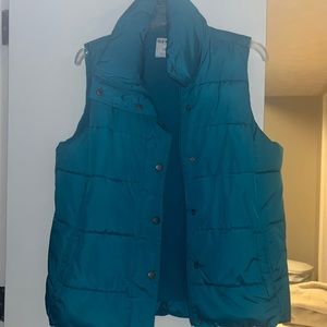 Women’s large Old Navy puffer vest , Teal